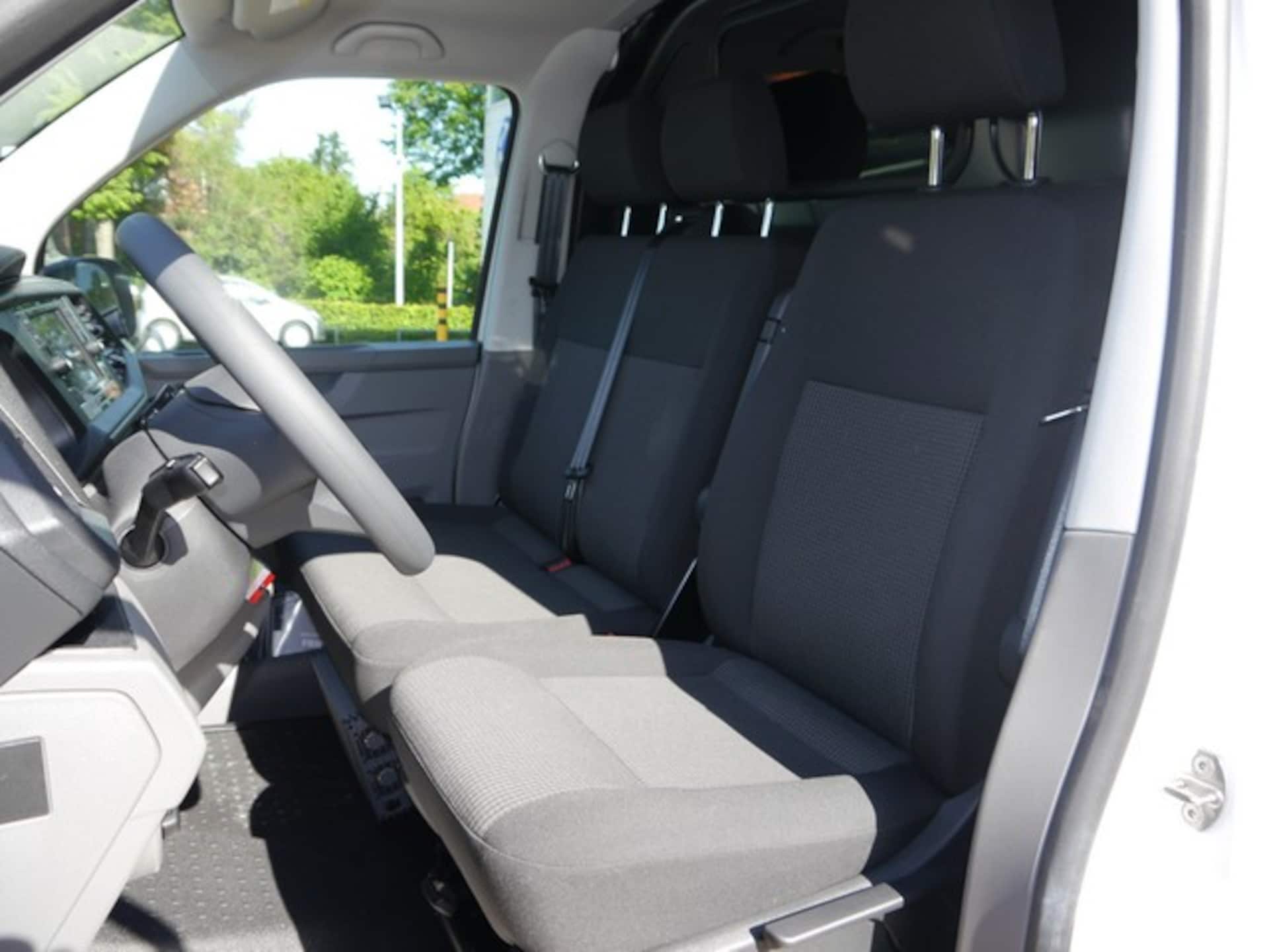 Volkswagen T6.1 Transporter Kasten langer Radstand