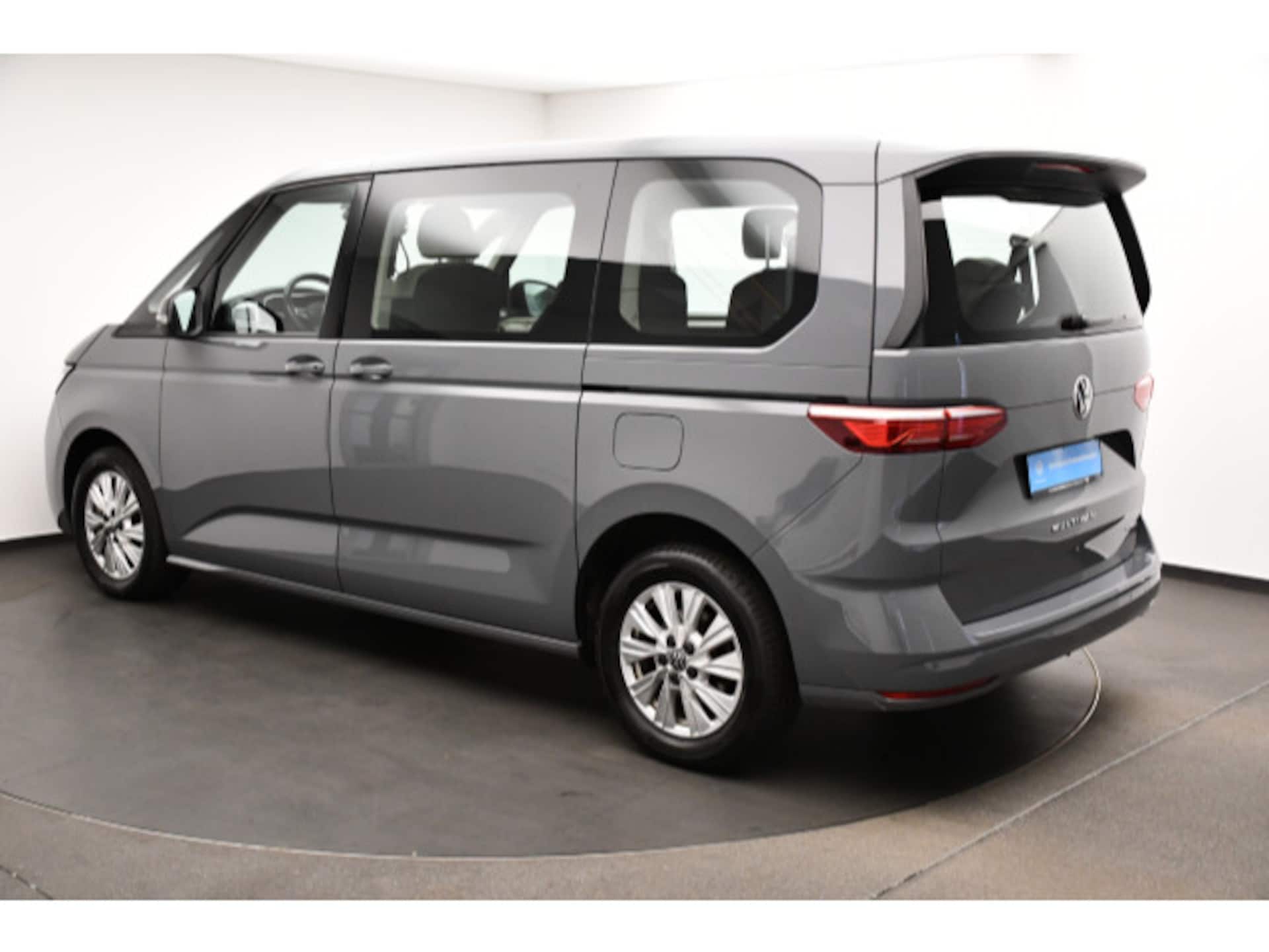 Volkswagen Multivan Basis-Modell