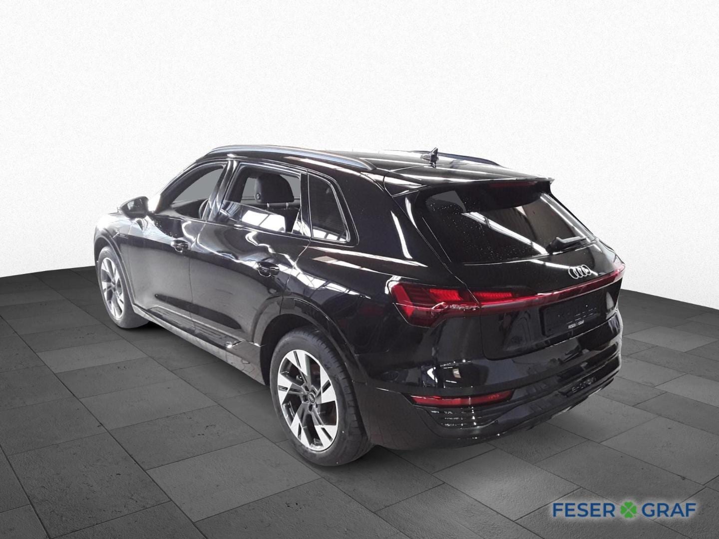 Bild über Audi Q8 e-tron advanced 50 e-tron quattro - für weitere Informationen kontaktieren Sie den Audi Partner