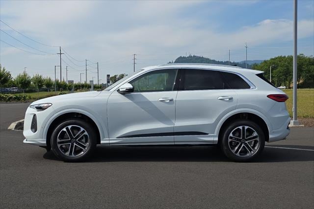 2025 Audi Q5 Premium - Photo 6
