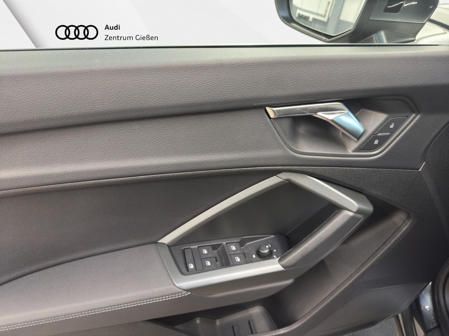 Bild über Audi Q3 Sportback S line 35 TFSI S tronic - für weitere Informationen kontaktieren Sie den Audi Partner