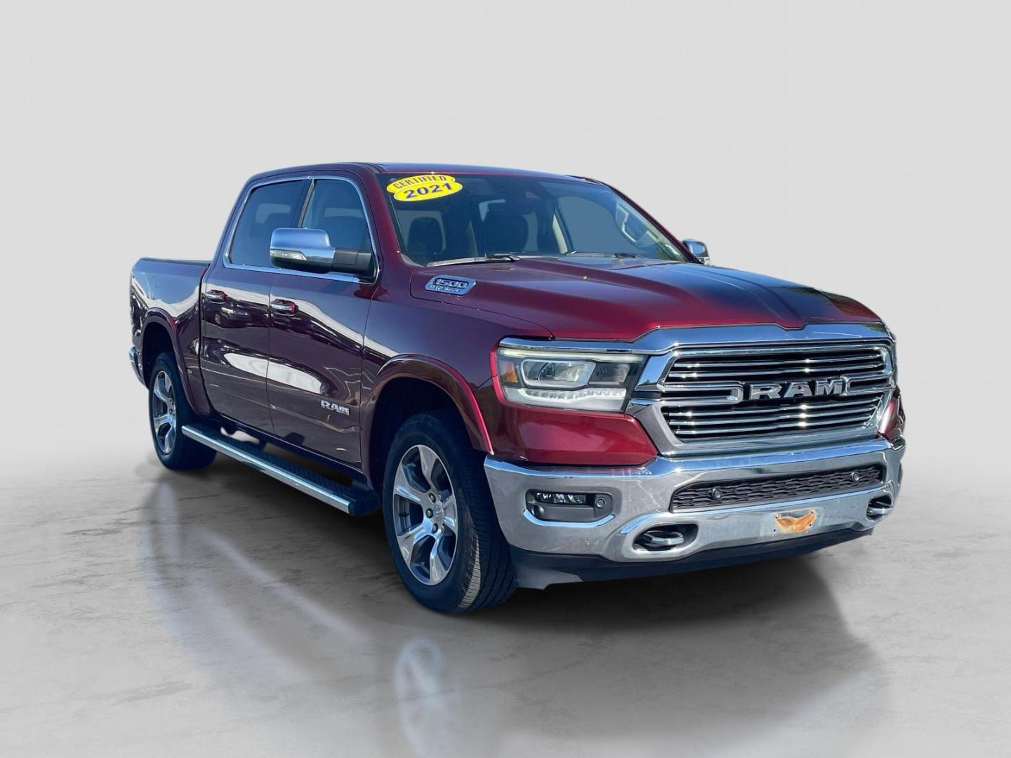 2021 RAM 1500 Laramie 4x4 Crew Cab 5'7's photo