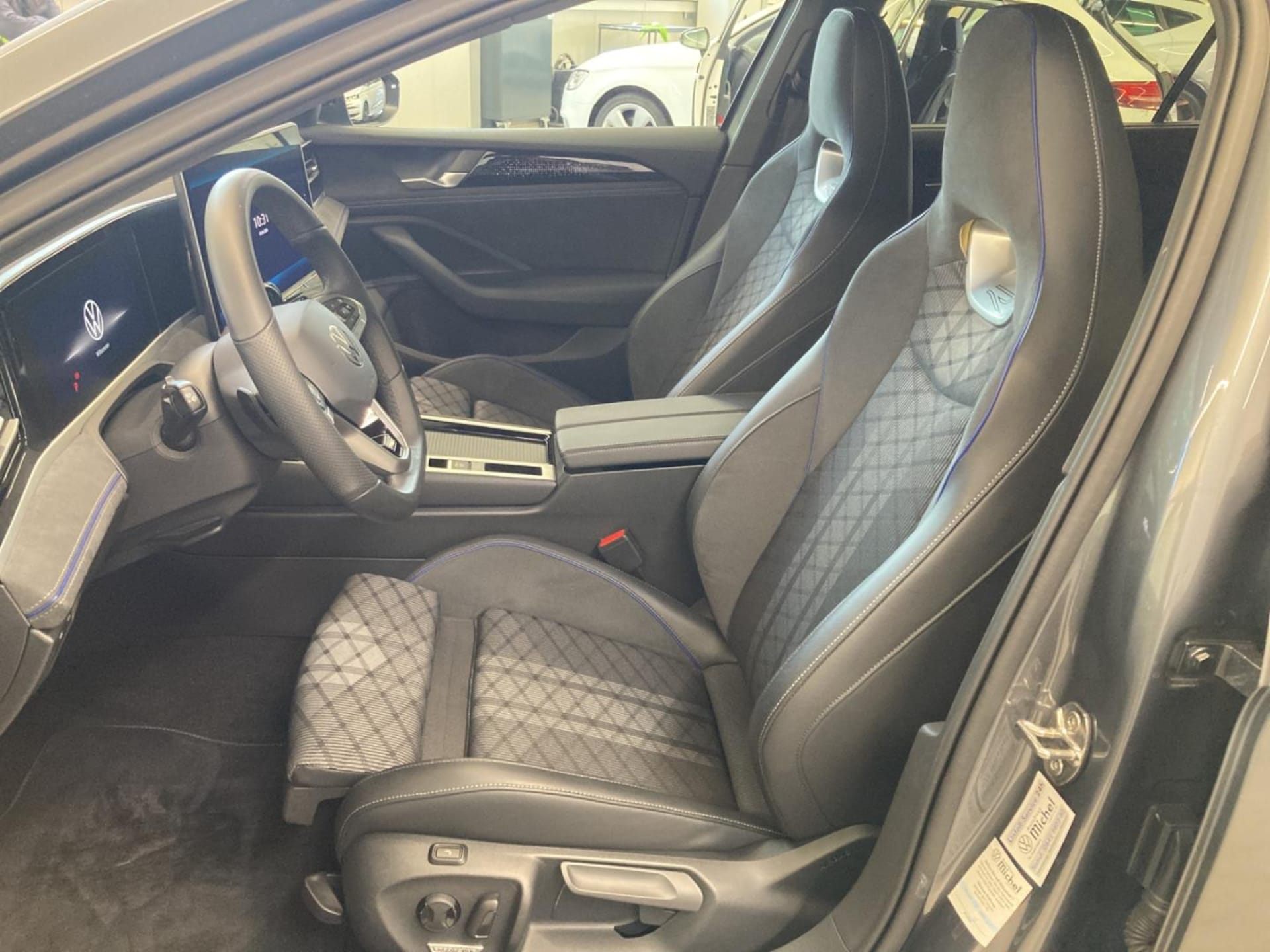 Volkswagen Passat R-Line