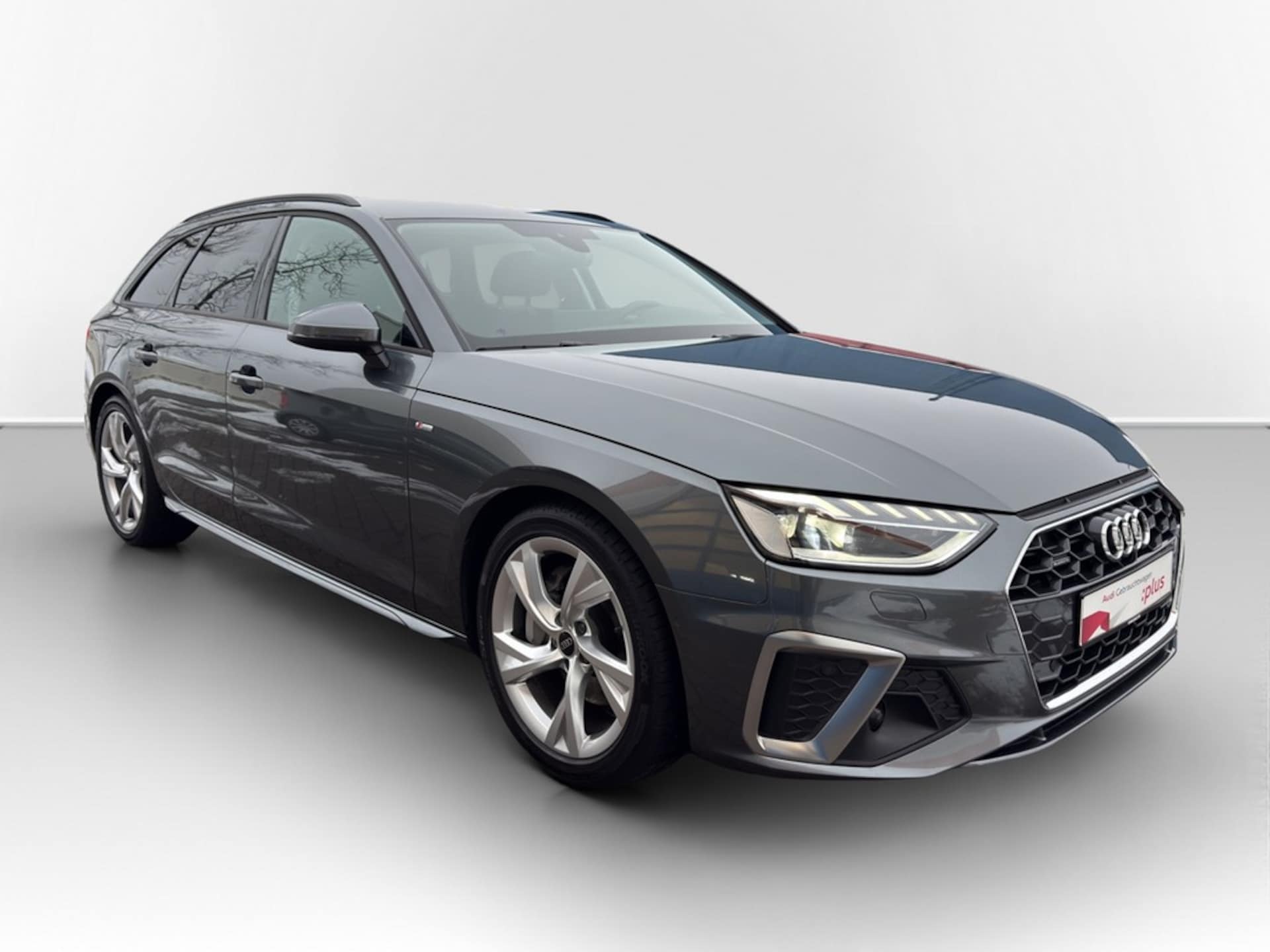 Audi A4 Avant S line