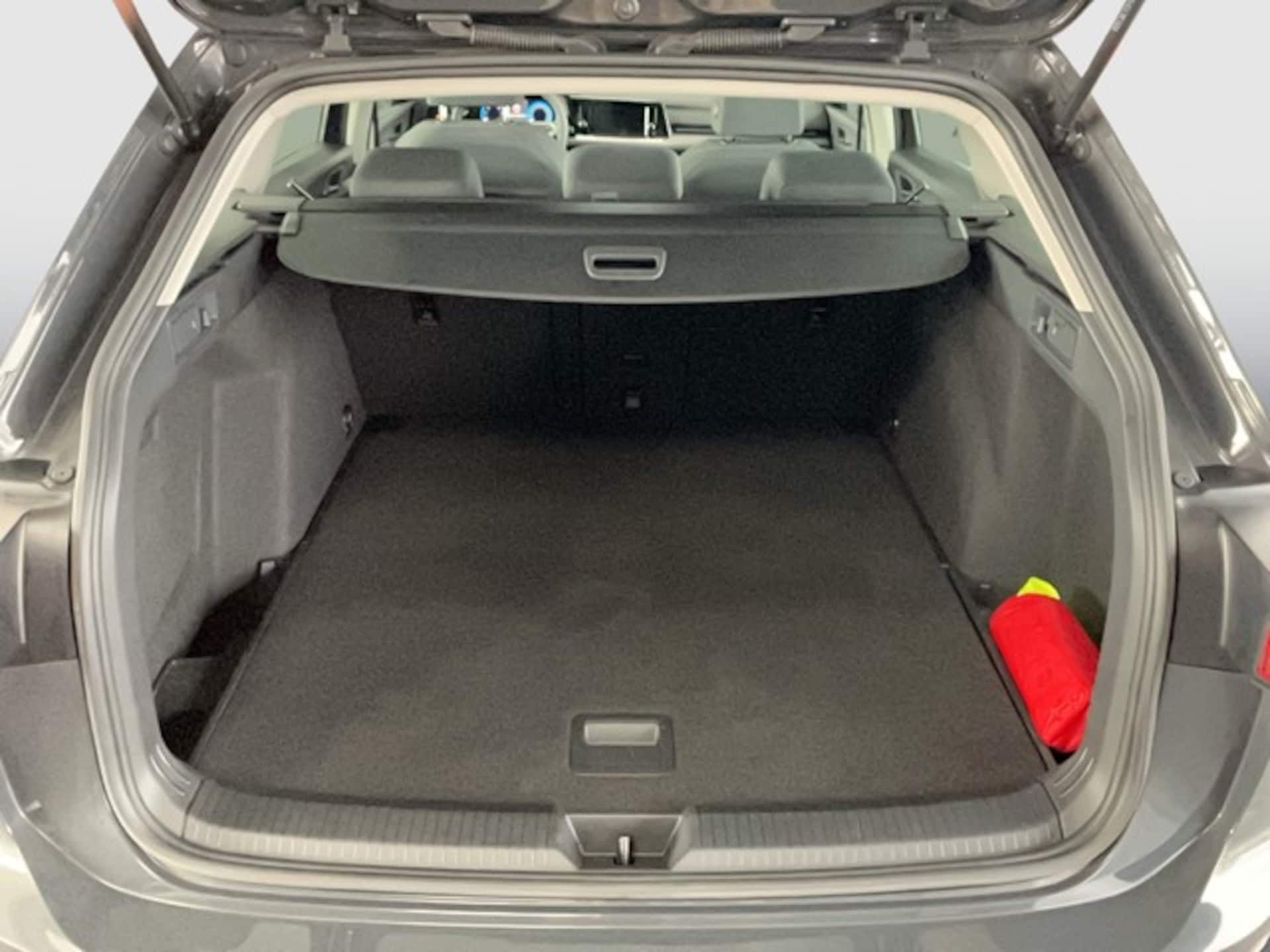 Volkswagen Golf Variant Style