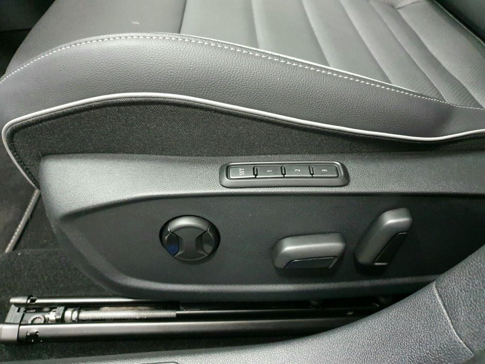 Volkswagen Golf – Bild 22