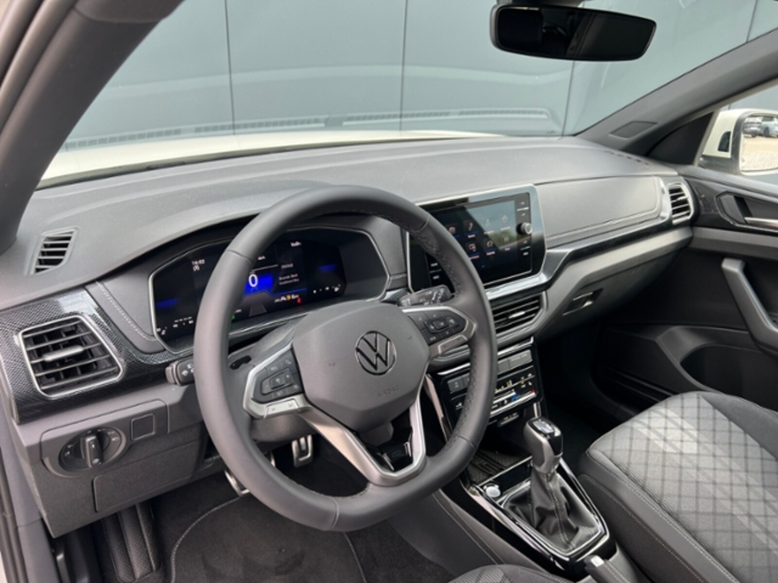 Volkswagen T-Cross – Bild 8