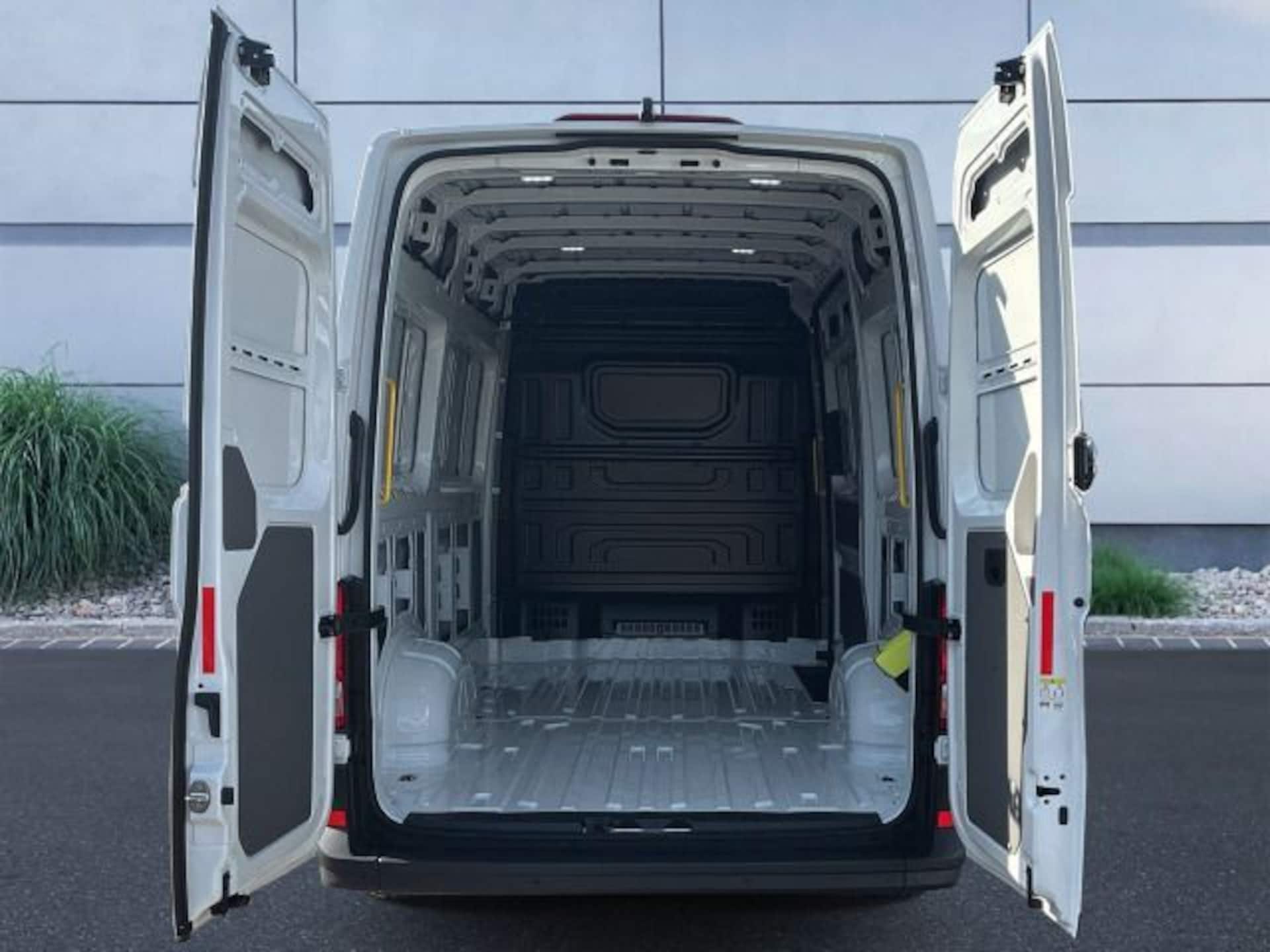 Volkswagen Crafter Kasten mittlerer Radstand