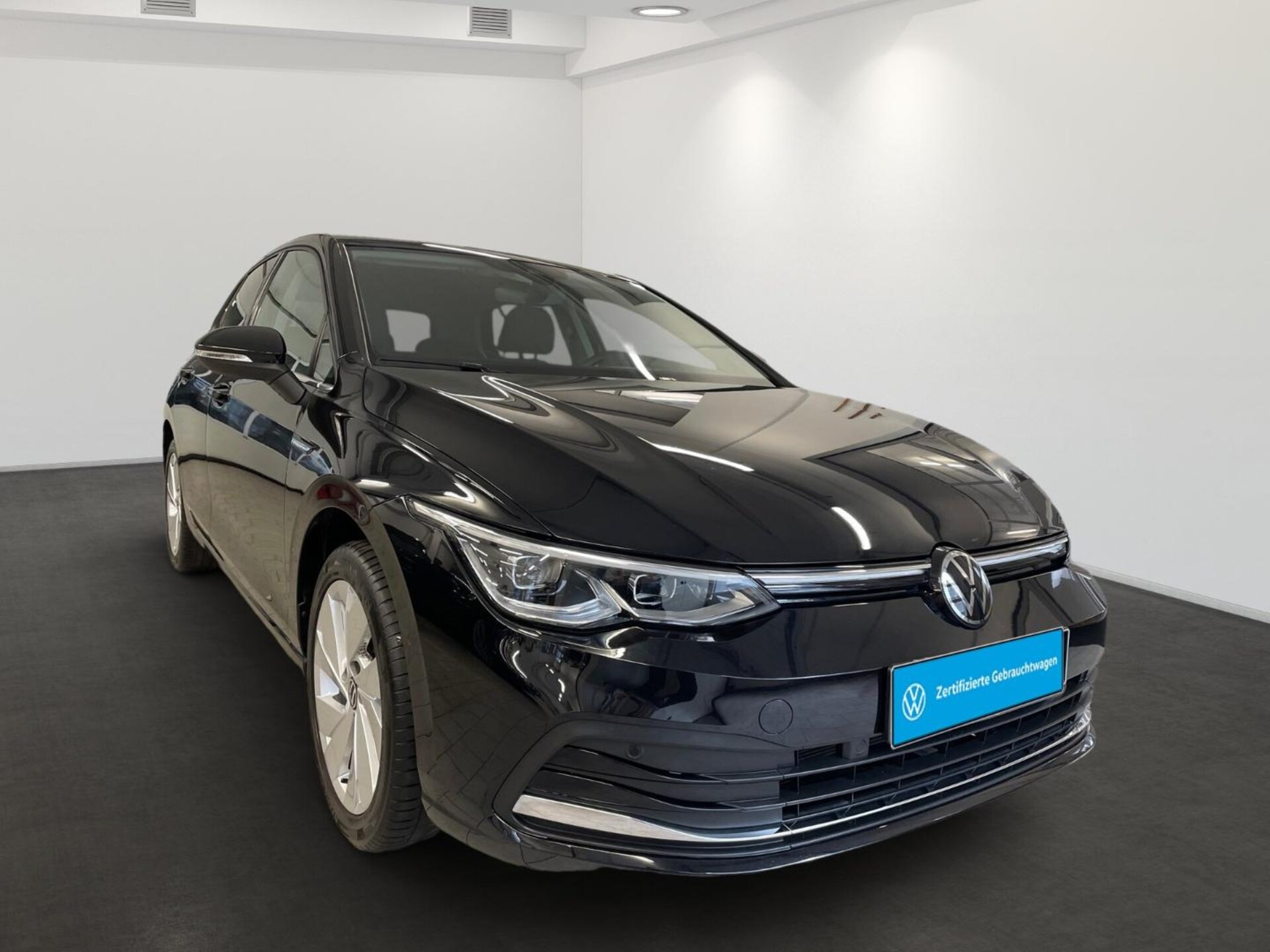 Volkswagen Golf Style