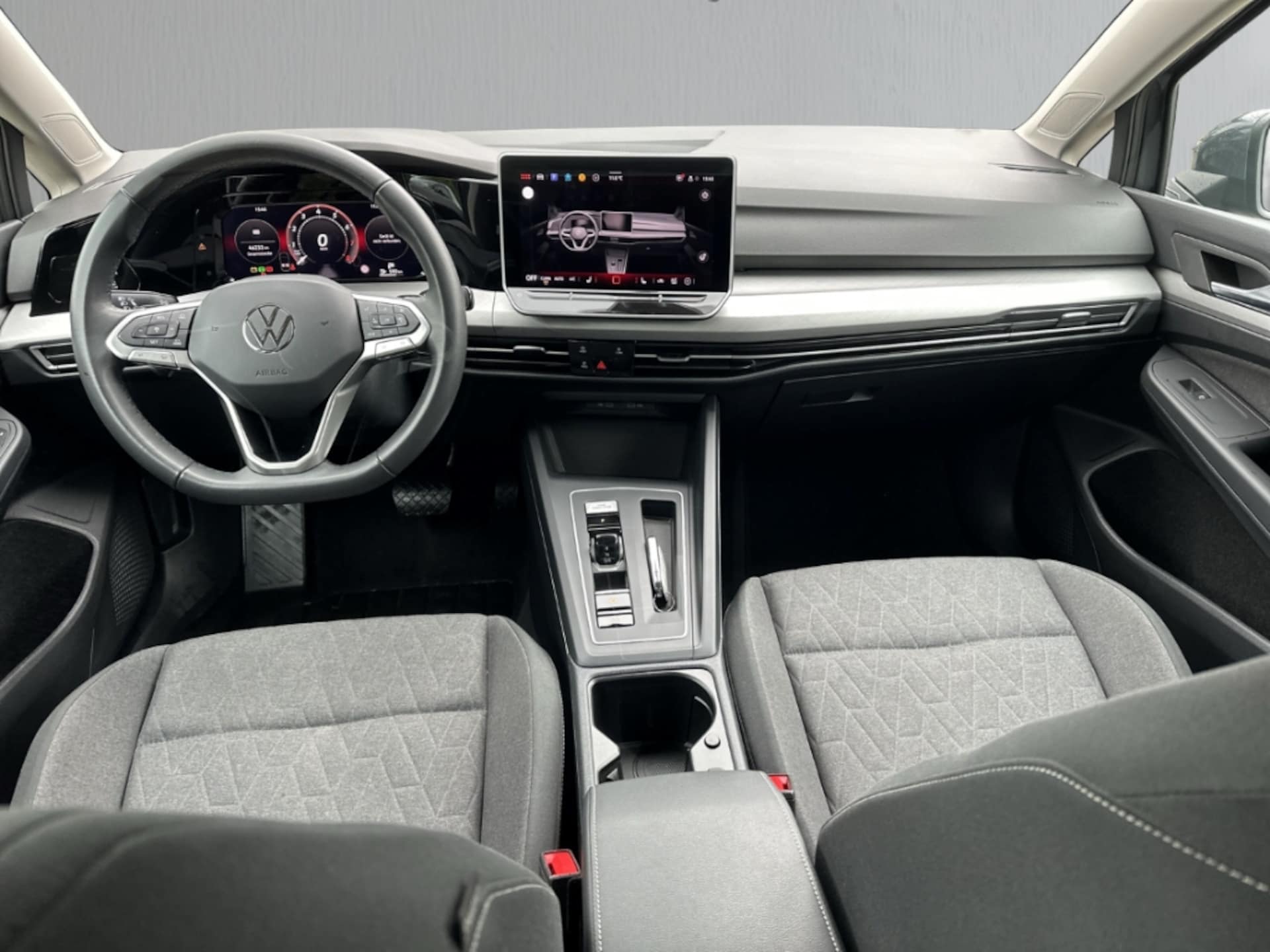 Volkswagen Golf Variant Life