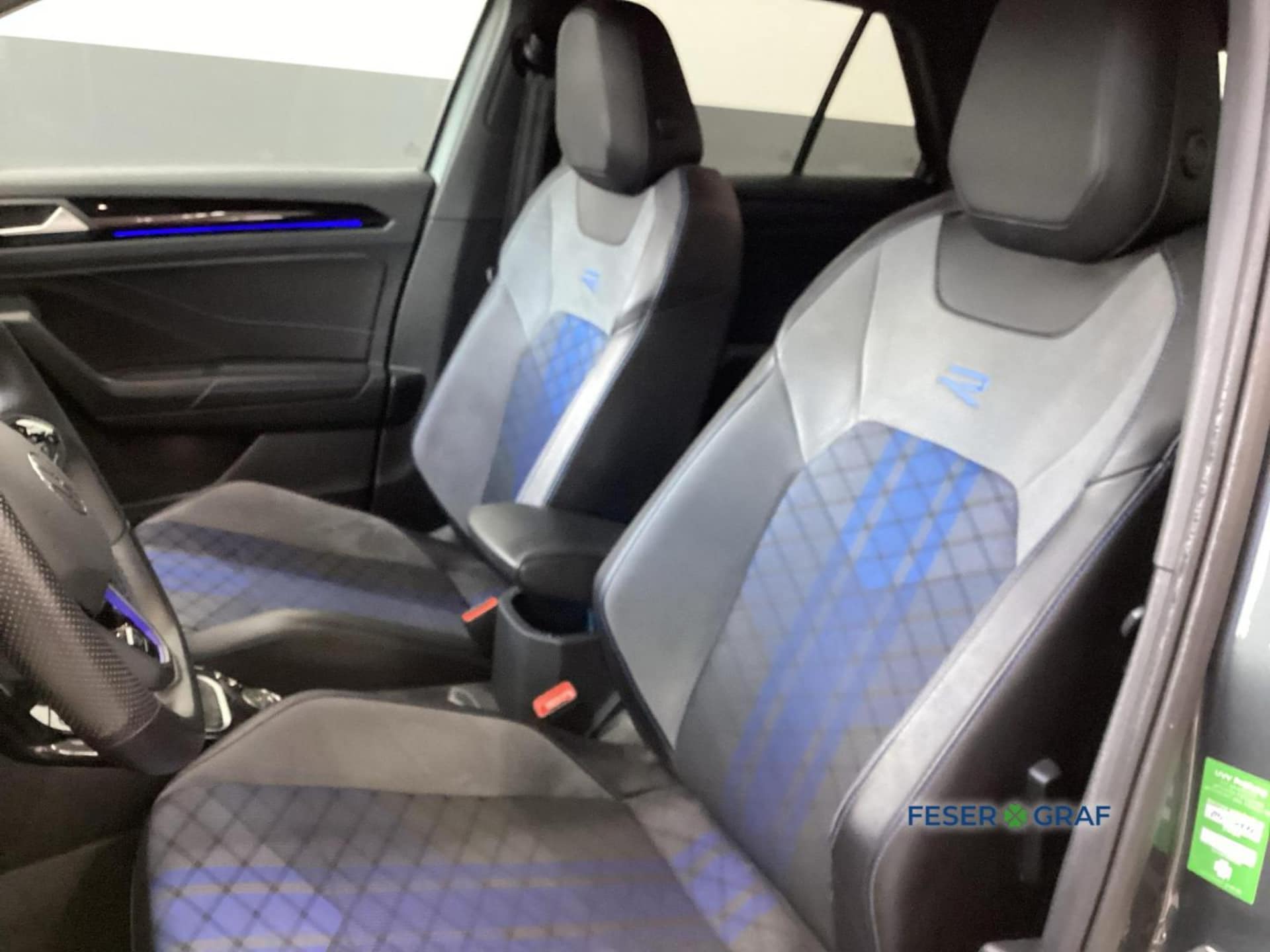 Volkswagen T-Roc R