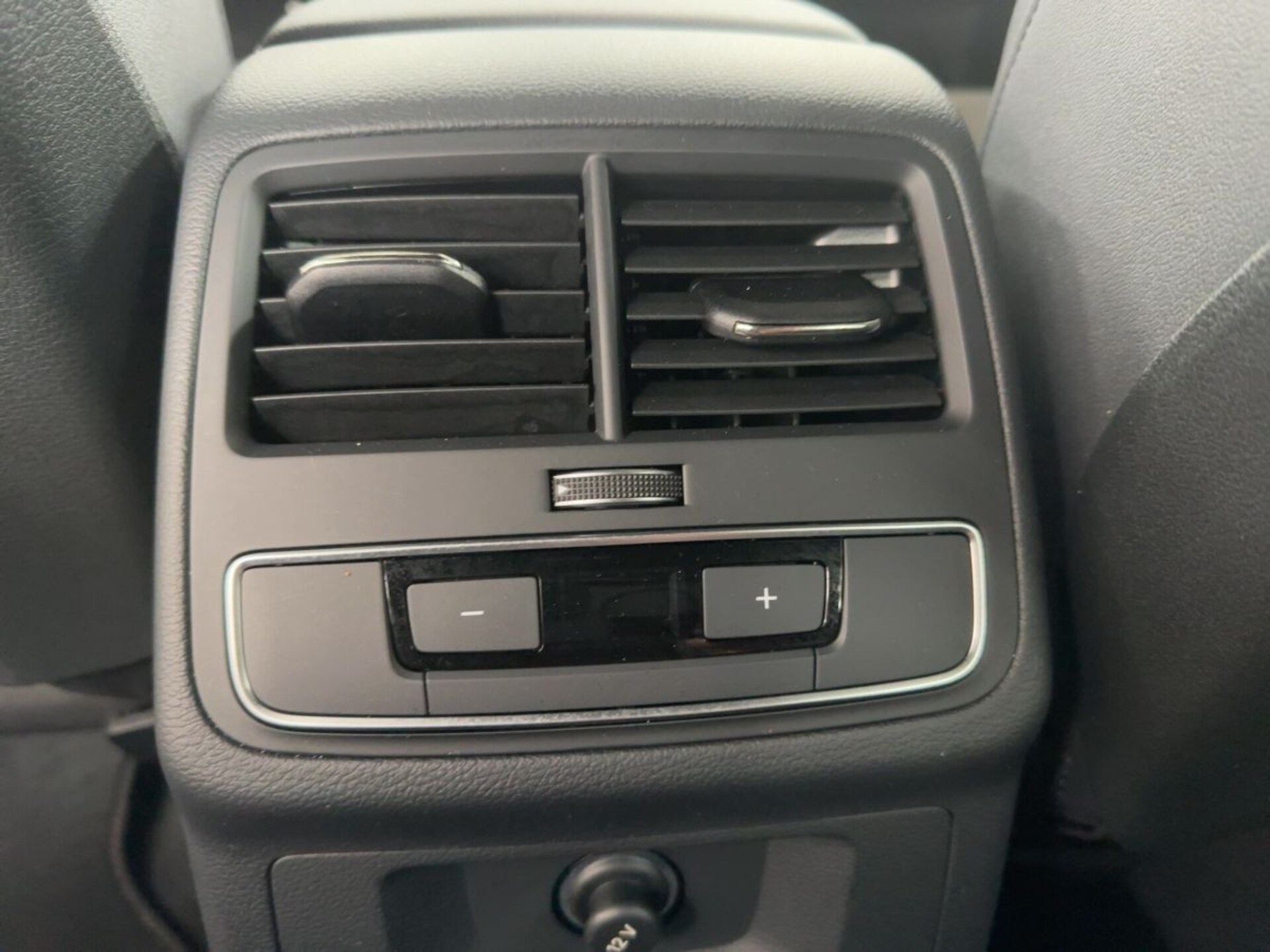 Audi A4 Avant S line