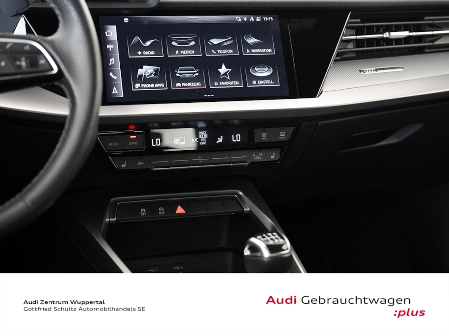 Bild über Audi A3 Sportback 30 TFSI Schaltgetriebe - für weitere Informationen kontaktieren Sie den Audi Partner