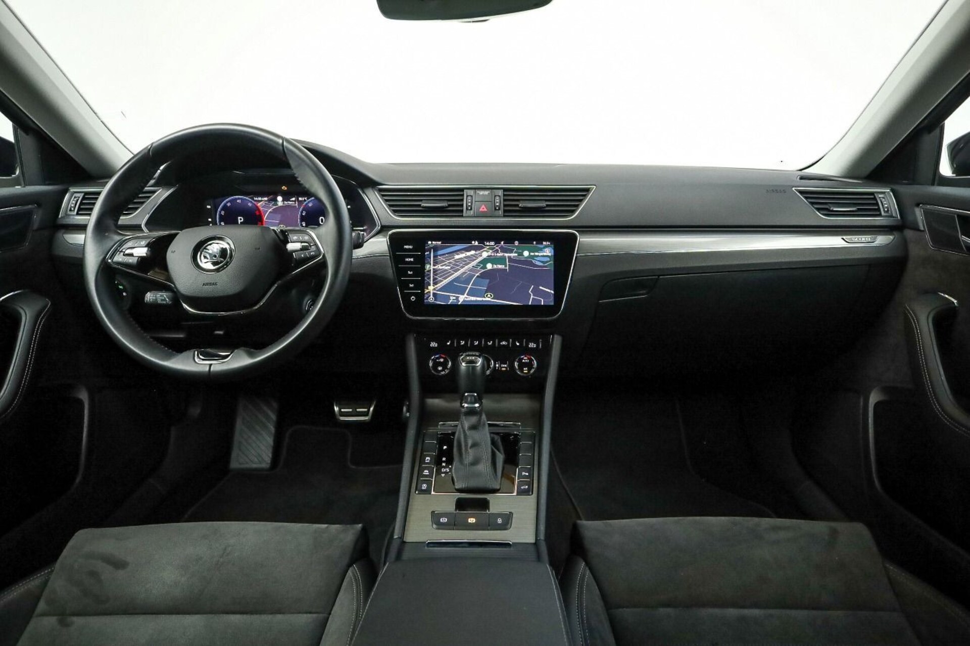 Skoda Superb Combi Scout