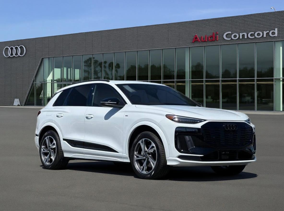 2027 Audi Q6 e-tron Premium Plus quattro's photo