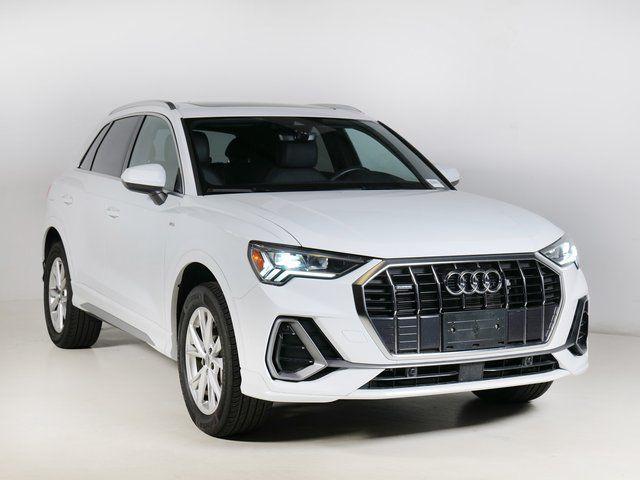 2025 Audi Q3 45 TFSI S Line Premium quattro's photo
