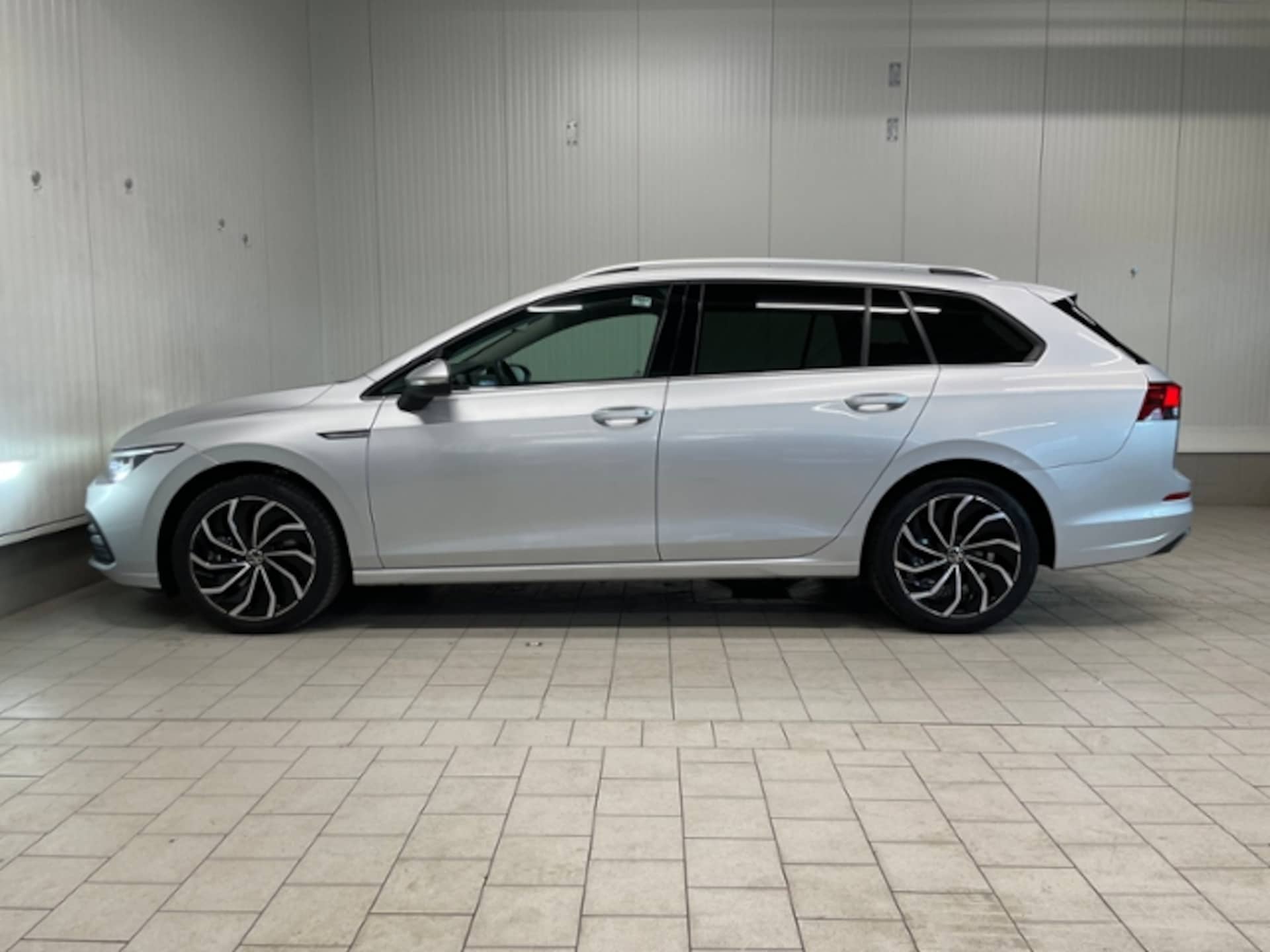 Volkswagen Golf Variant Style