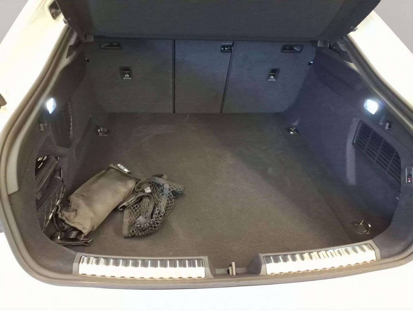 Bild über Audi S5 Limousine edition one TFSI 270 kW S tronic - für weitere Informationen kontaktieren Sie den Audi Partner