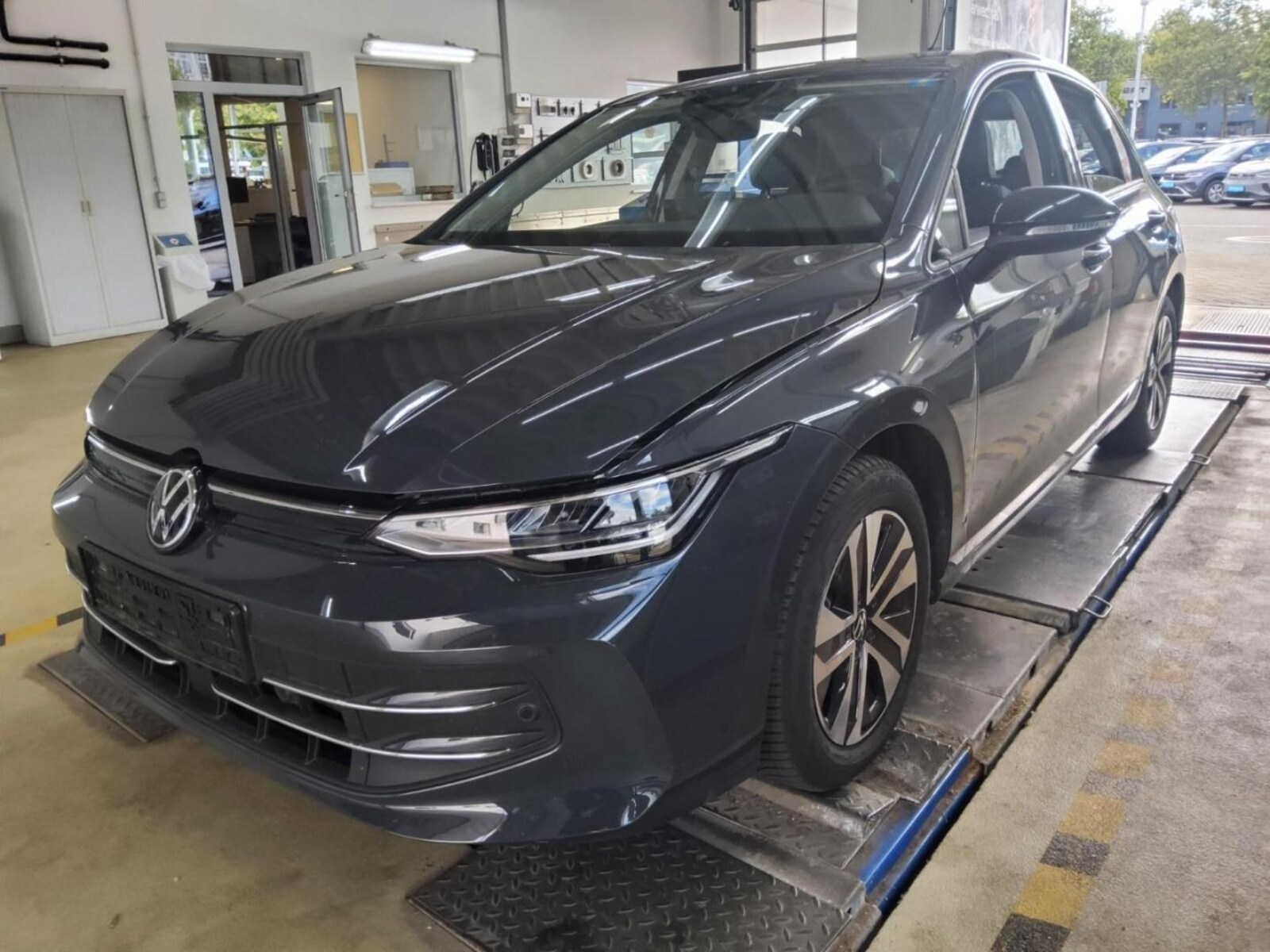 Volkswagen Golf – Bild 2