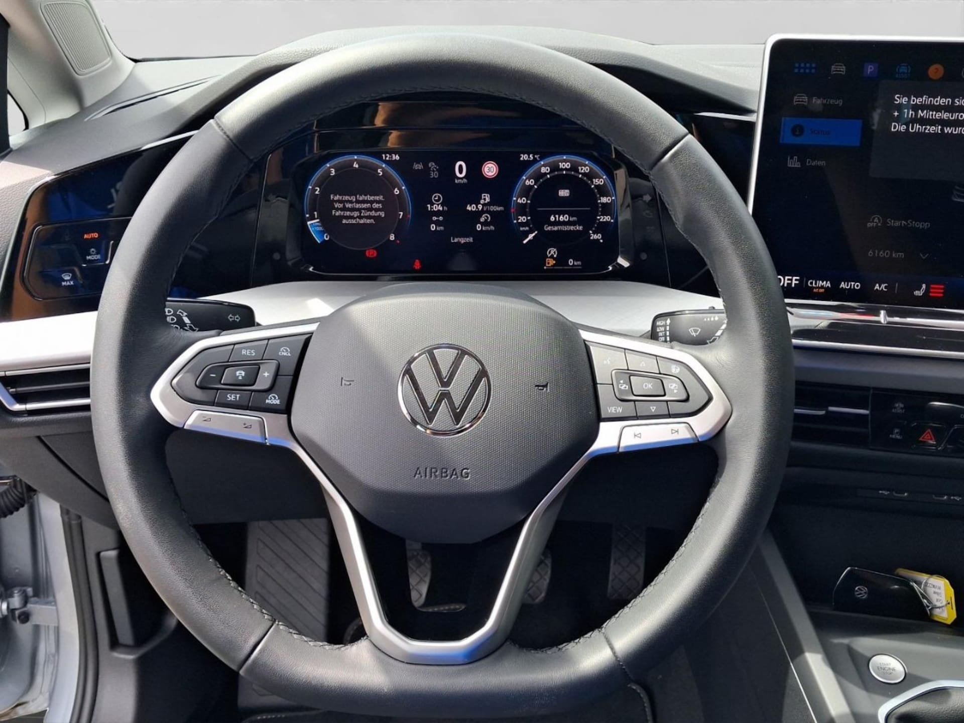 Volkswagen Golf Life
