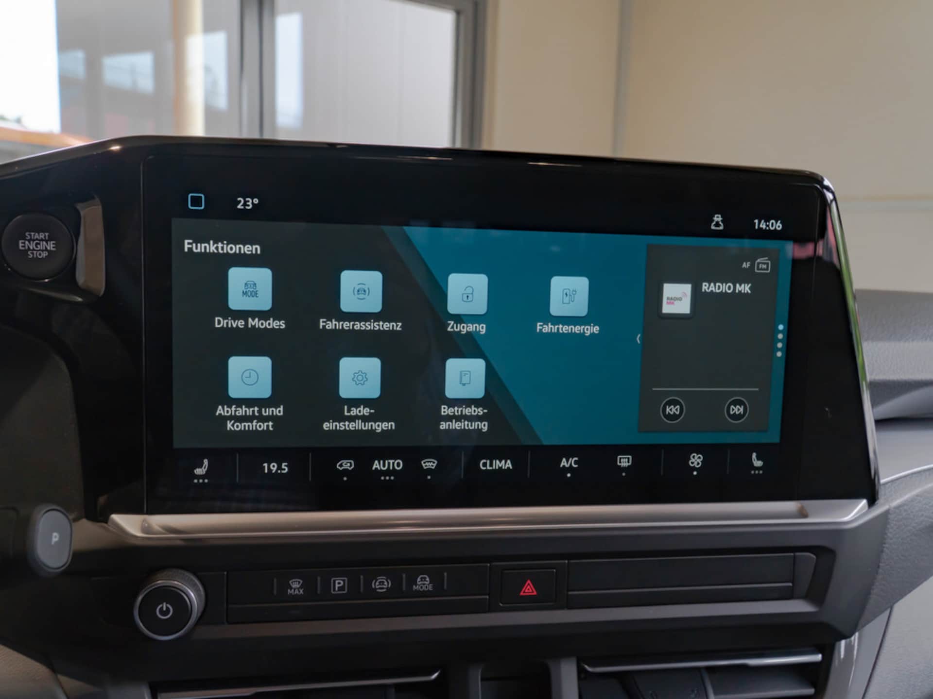 Volkswagen e-Caravelle Life