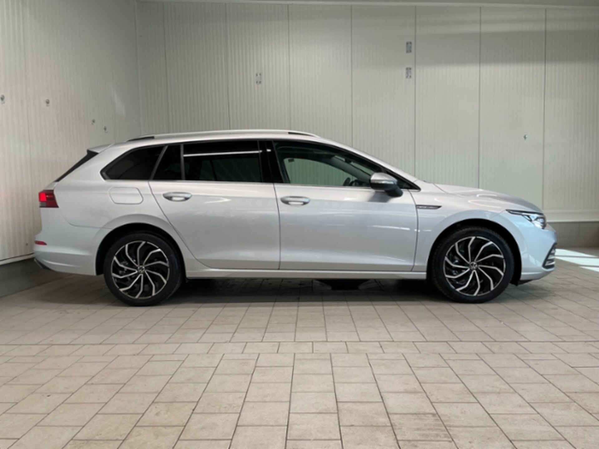 Volkswagen Golf Variant Style