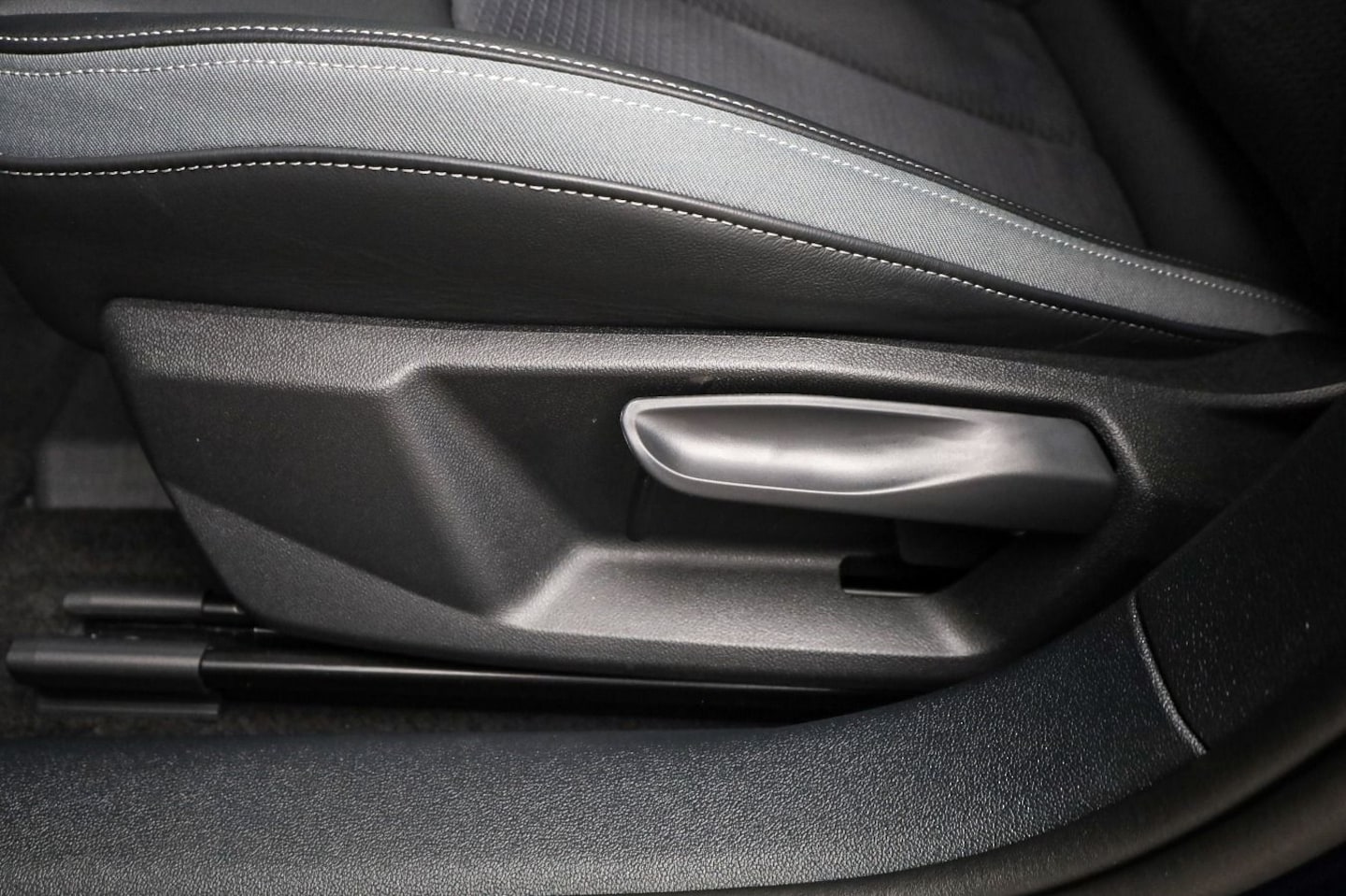 Bild über Audi A1 allstreet 30 TFSI Schaltgetriebe - für weitere Informationen kontaktieren Sie den Audi Partner