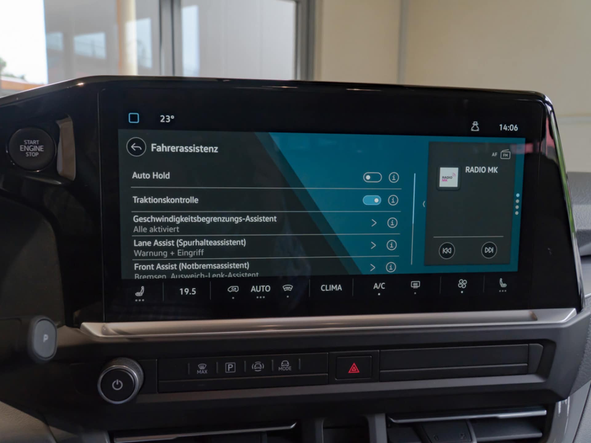 Volkswagen e-Caravelle Life