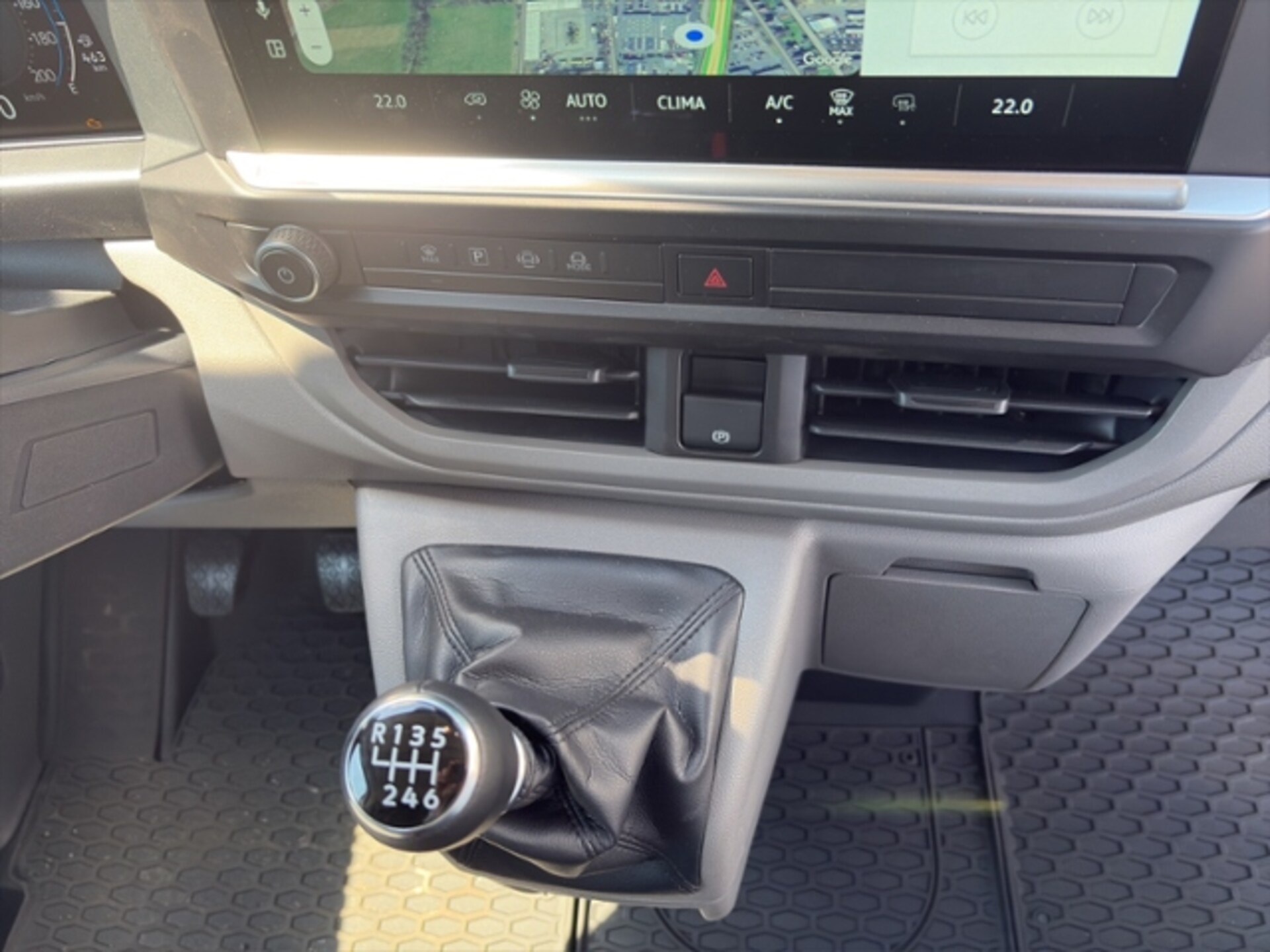 Volkswagen Transporter Kasten kurzer Radstand