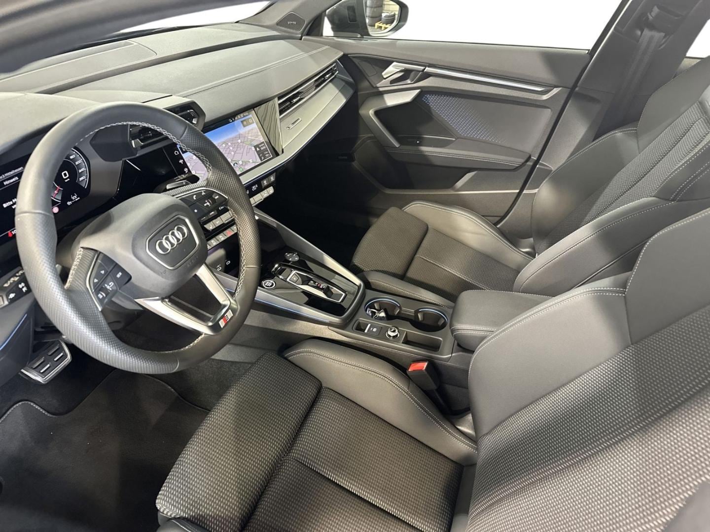 Bild über Audi A3 Sportback TDI S tronic - für weitere Informationen kontaktieren Sie den Audi Partner