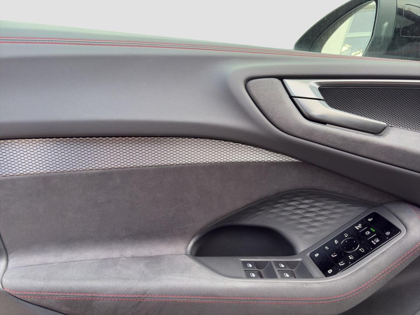 Bild über Audi A5 Limousine TDI quattro 150 kW S tronic - für weitere Informationen kontaktieren Sie den Audi Partner