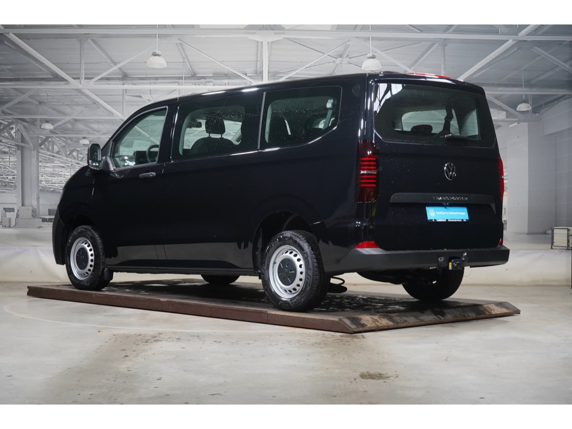 Volkswagen Transporter Kombi kurzer Radstand