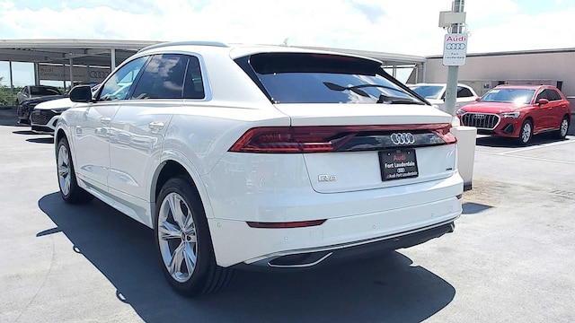 2023 Audi Q8