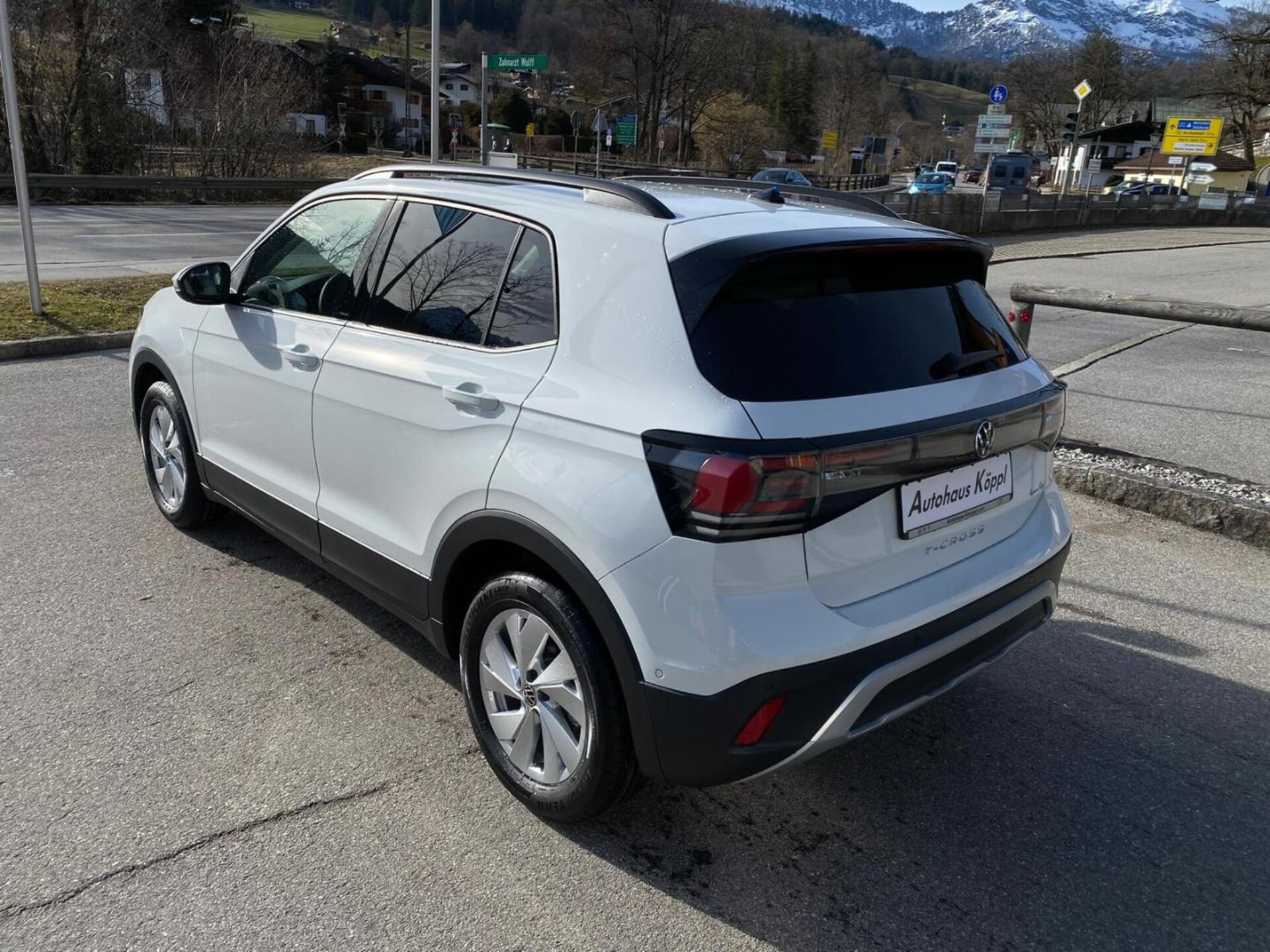 Volkswagen T-Cross Life