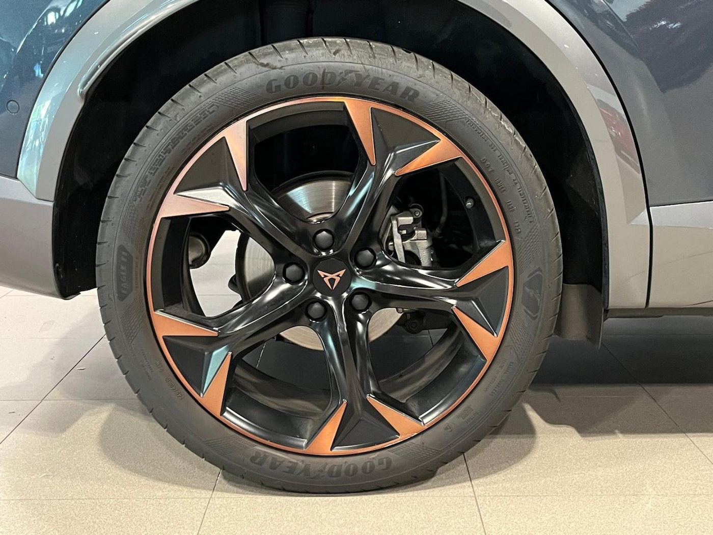 CUPRA Formentor 1.4 e-Hybrid VZ DSG 180 kW (245 CV) — photo 8