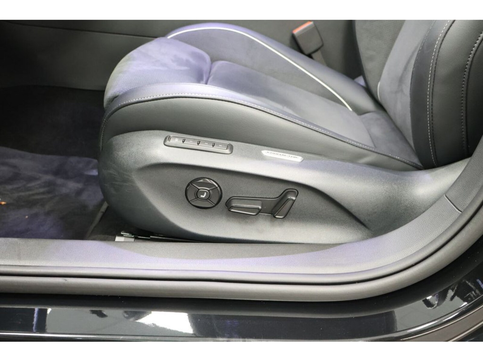 Volkswagen Passat – Bild 22