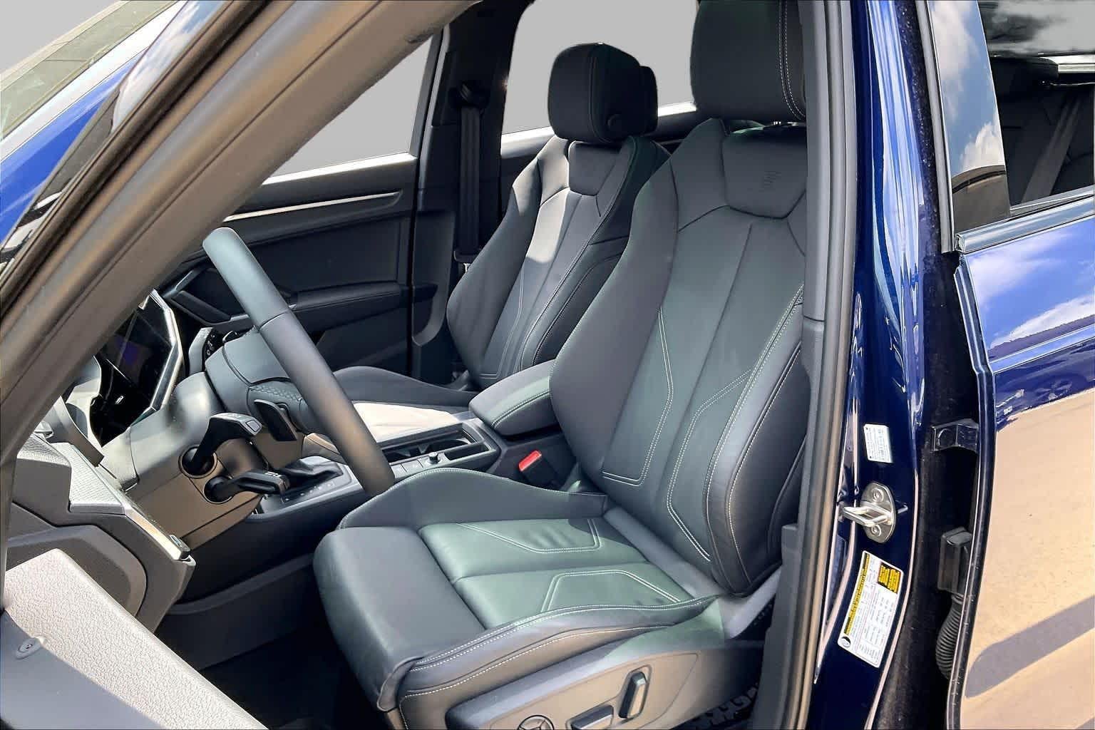2025 Audi Q3 S Line Premium - Photo 8