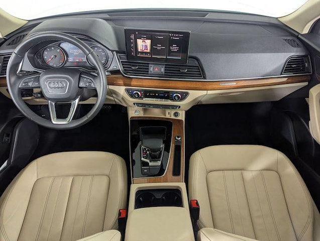 2024 Audi Q5 Premium - Photo 13