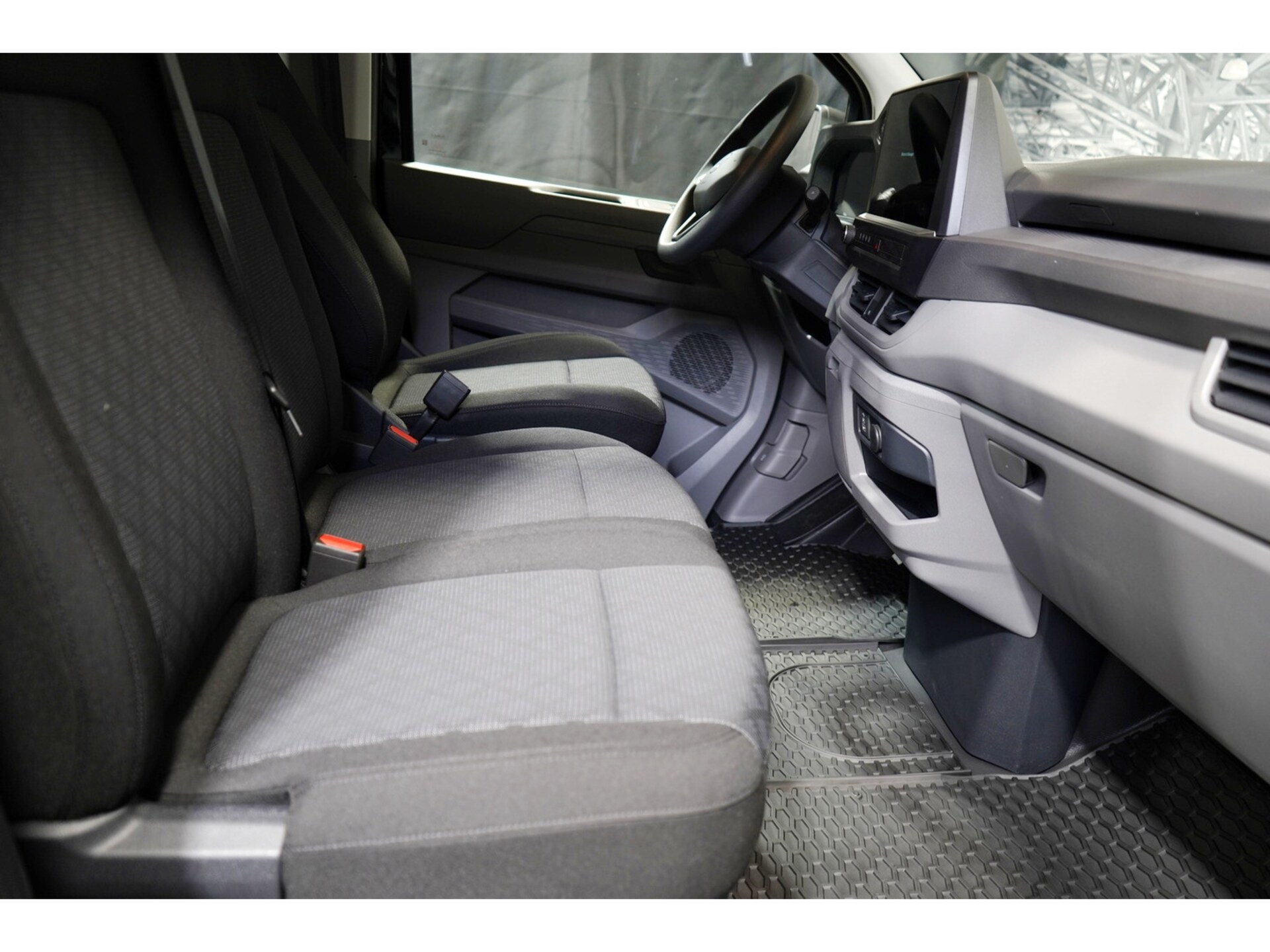 Volkswagen Transporter Kombi kurzer Radstand