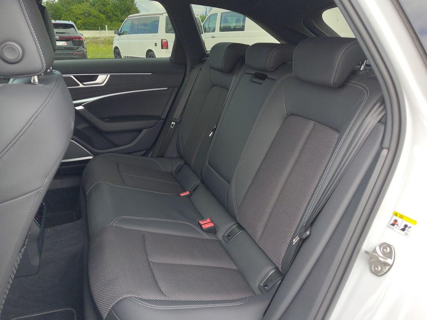 Bild über Audi A6 Avant S line 45 TFSI quattro S tronic - für weitere Informationen kontaktieren Sie den Audi Partner