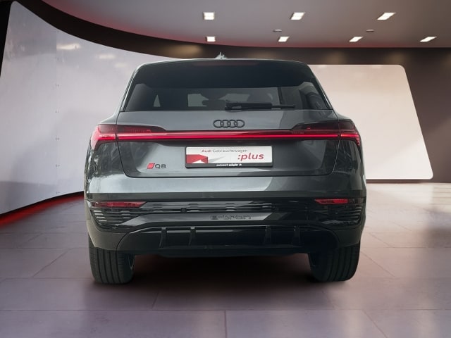 Image about Audi Q8 e-tron S line 55 e-tron quattro