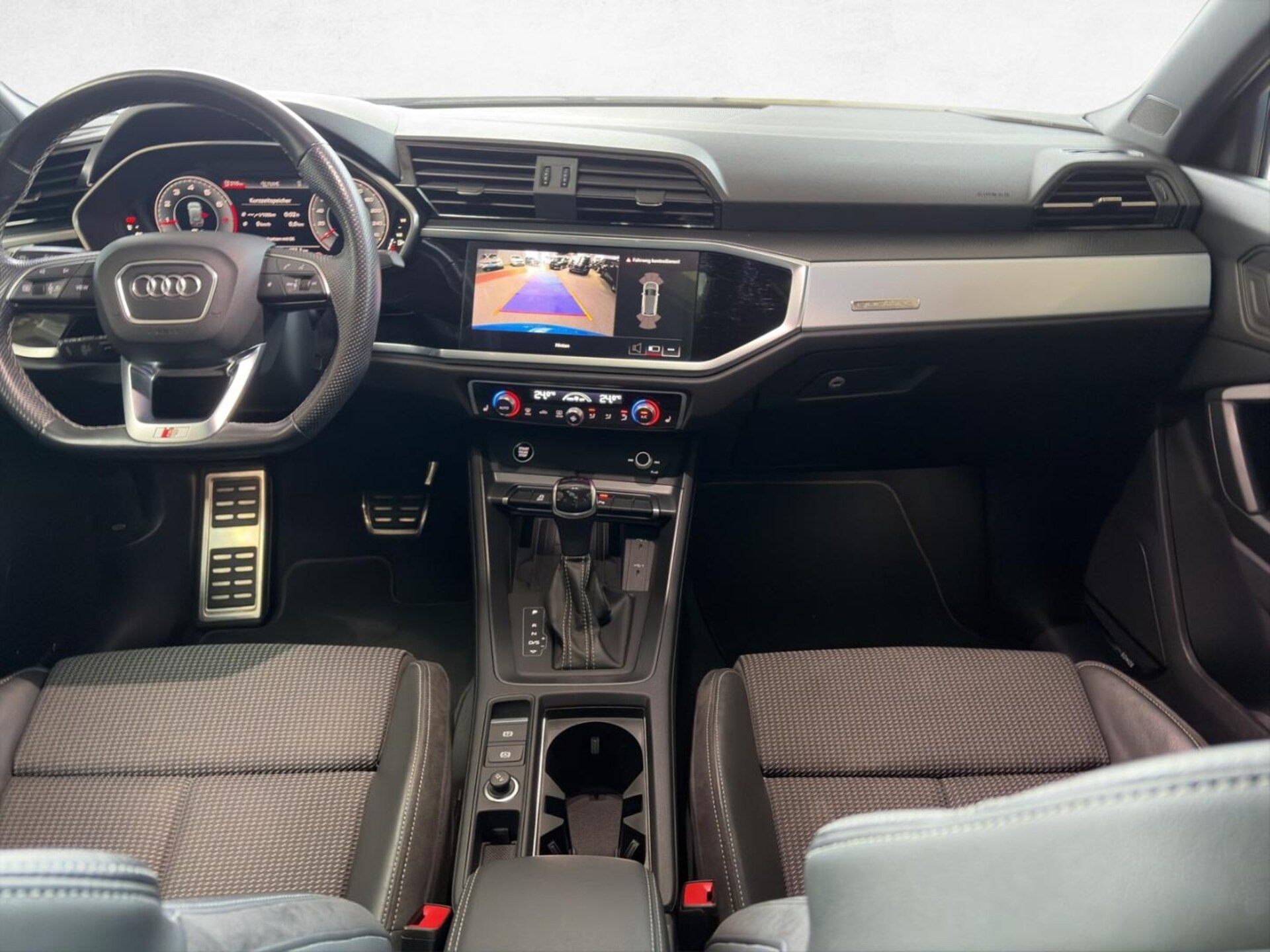 Audi Q3 SUV S line