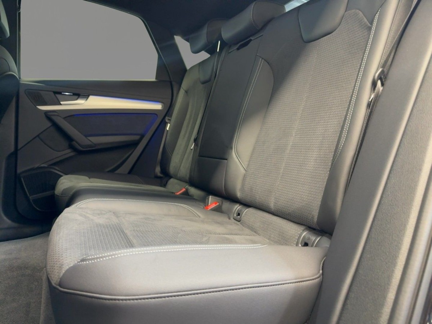 Bild über Audi Q5 Sportback 40 TDI quattro S tronic - für weitere Informationen kontaktieren Sie den Audi Partner