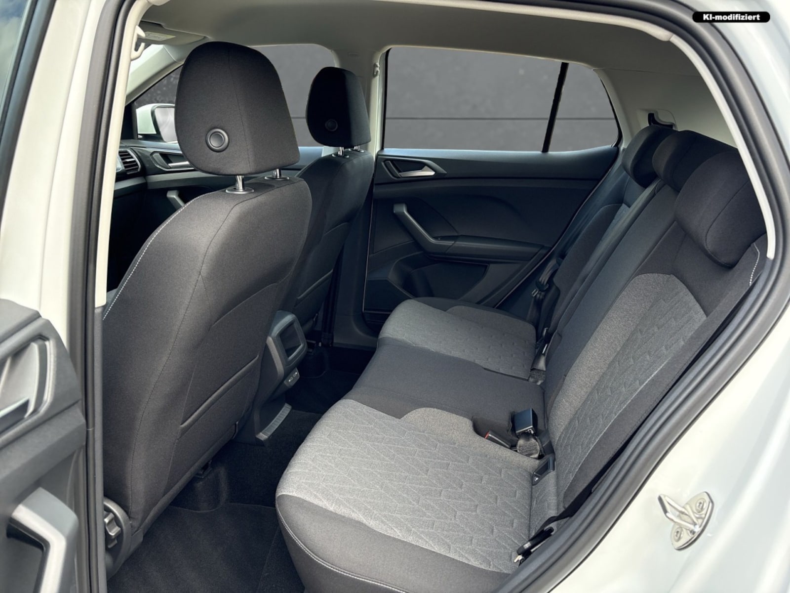 Volkswagen T-Cross – Bild 10