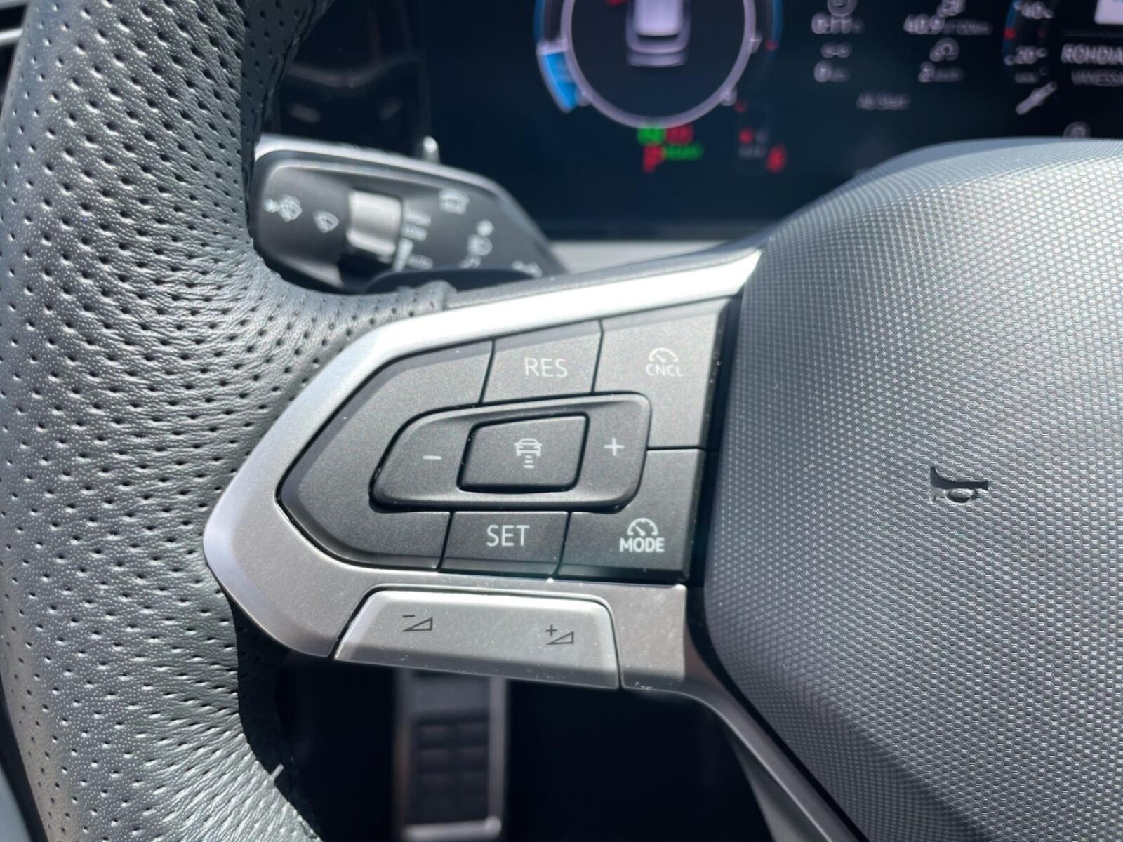 Volkswagen Tiguan – Bild 19