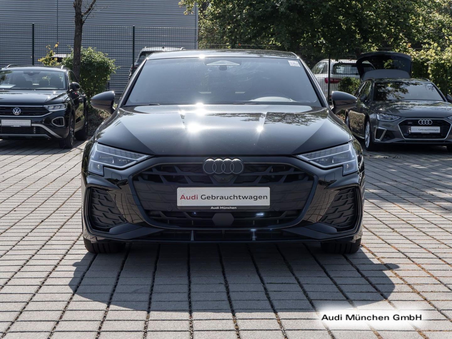 Bild über Audi A3 Sportback TFSI 110 kW S tronic - für weitere Informationen kontaktieren Sie den Audi Partner