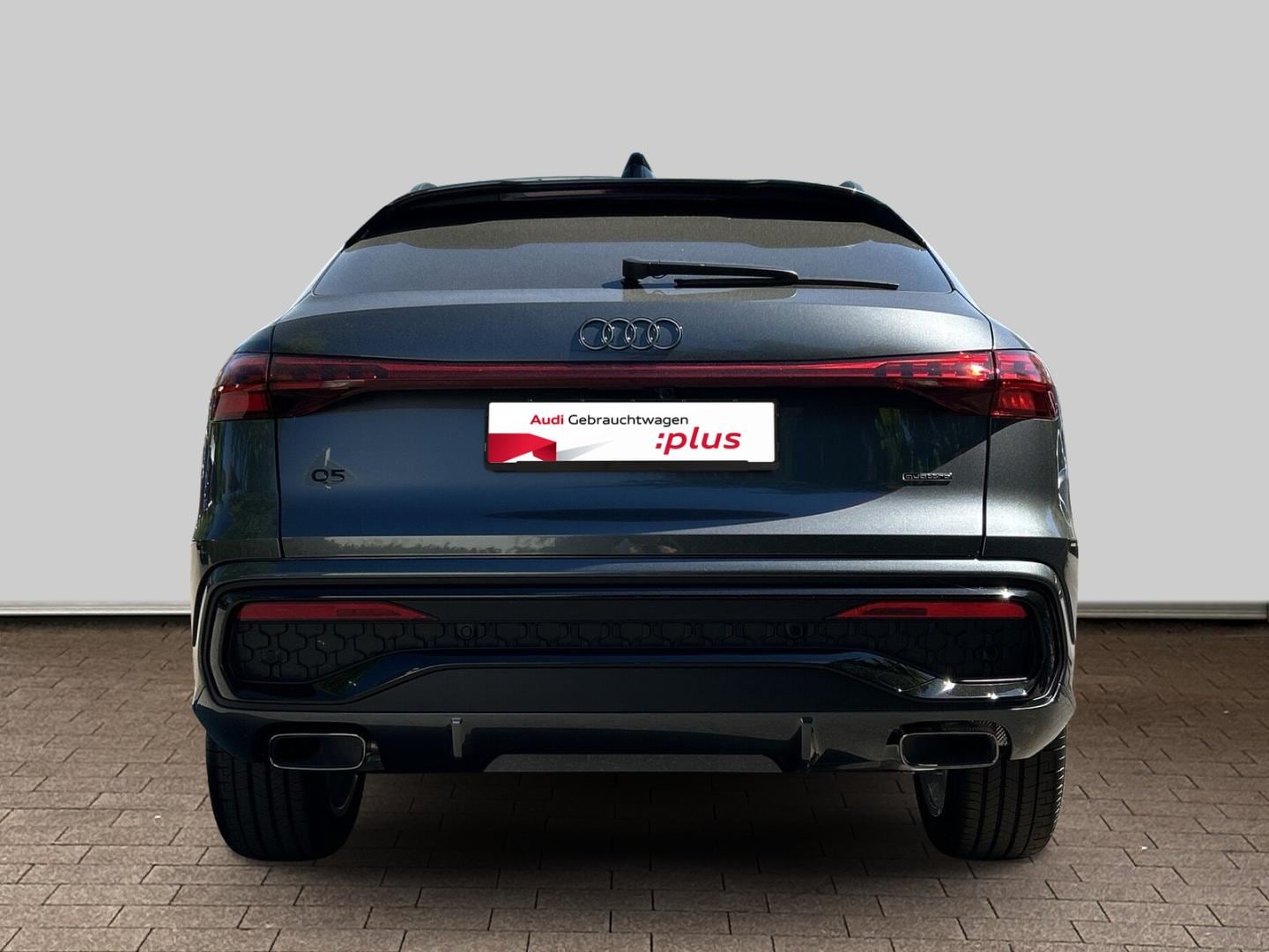 Bild über Audi Q5 Sportback TFSI quattro 150 kW S tronic - für weitere Informationen kontaktieren Sie den Audi Partner