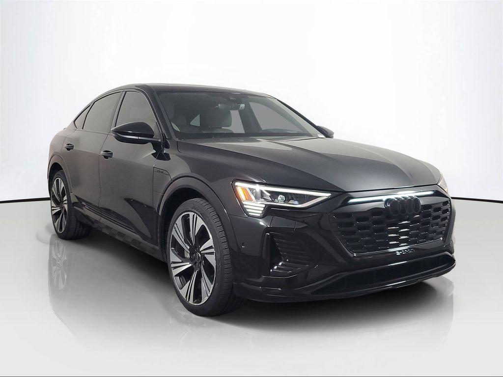 2024 Audi Q8 Sportback e-tron