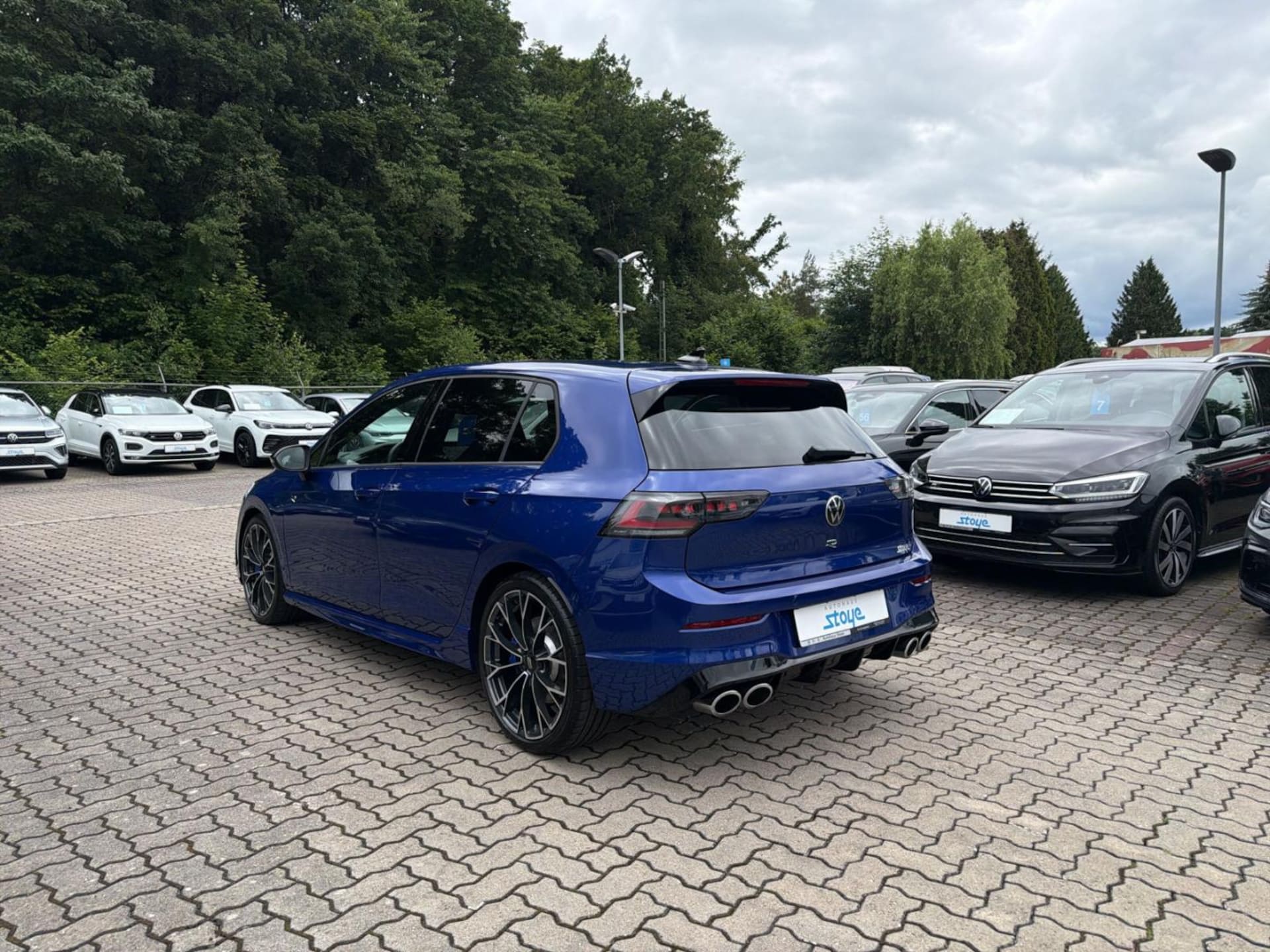 Volkswagen Golf R