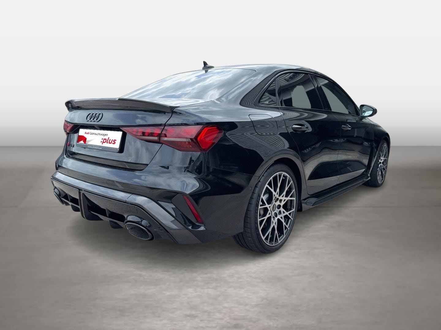 Image about Audi RS 3 Limousine TFSI quattro S tronic